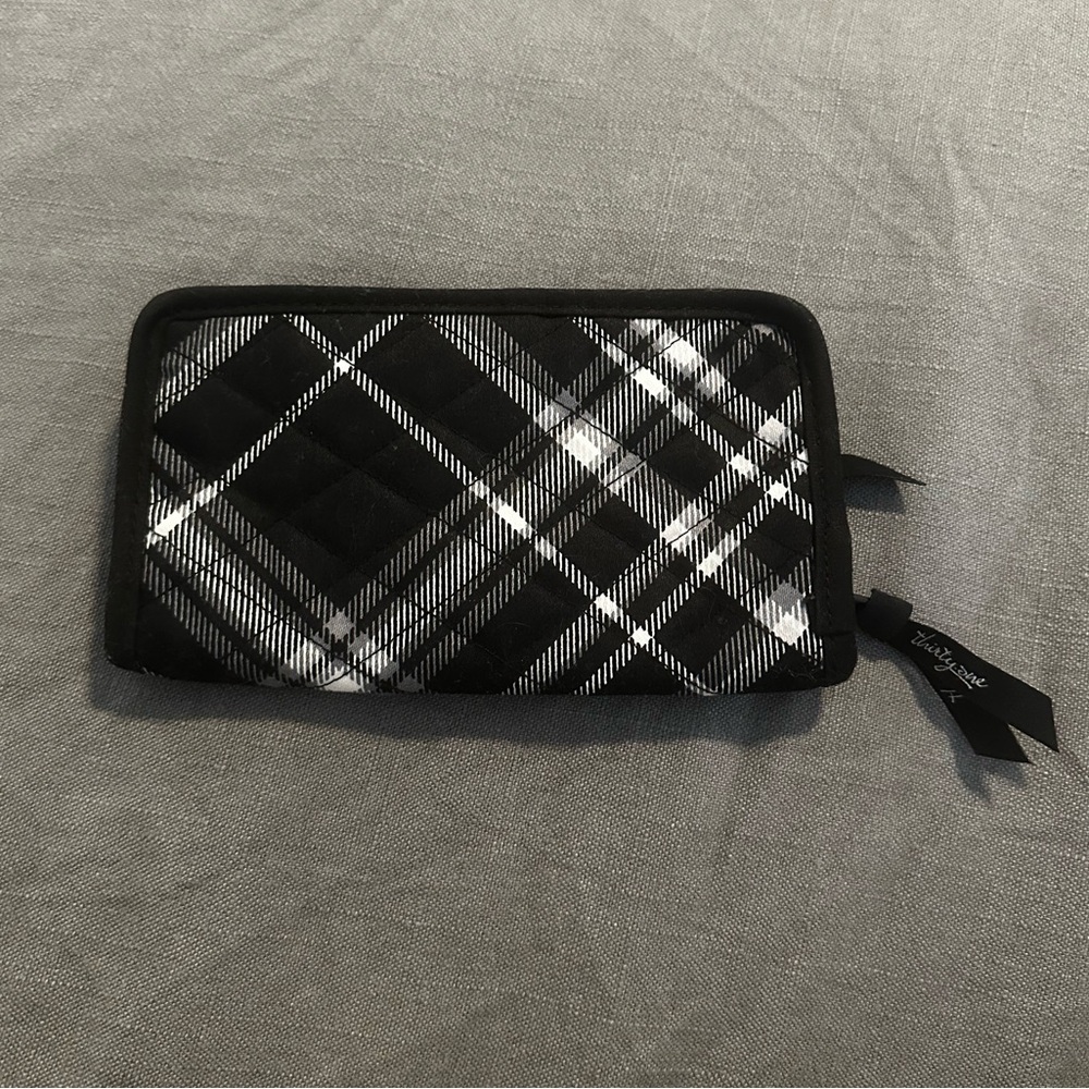 thirty-one Black and White Plaid Quilted Wallet